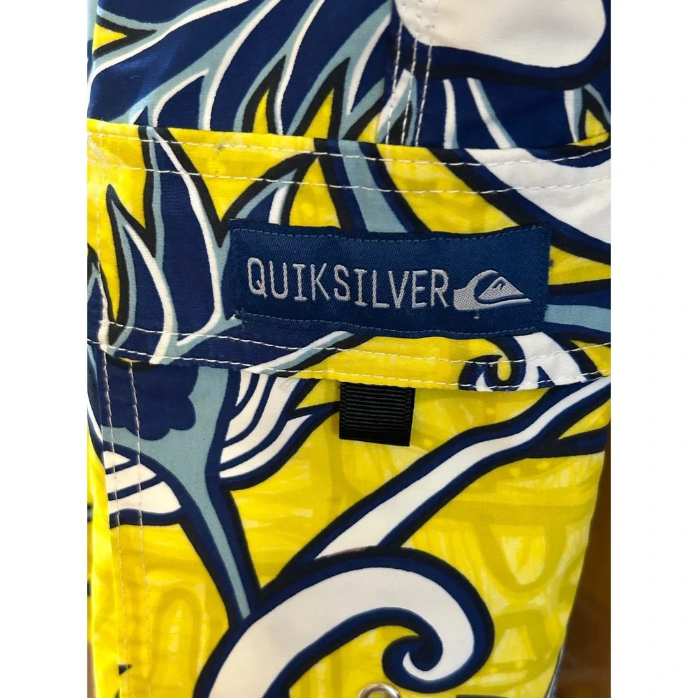 Quiksilver Board Shorts Mens 34‎ Yellow Floral Swim Trunks Surf Beach
